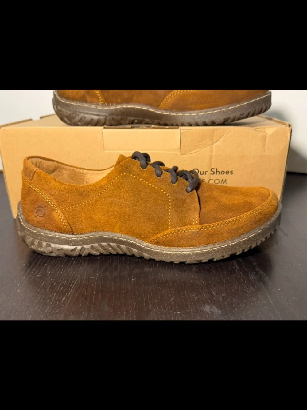 Born Bevi Suede Lace Up Sneakers Brown (Glazed Distressed Ginger) Womans 9.5M
